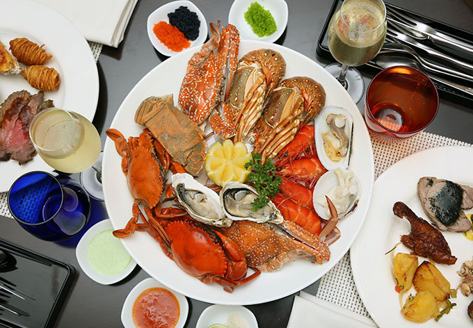 Lavish-Seafood-Buffet-34